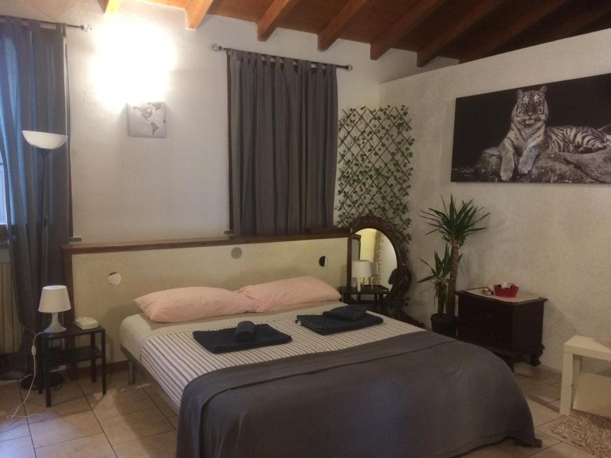 Welcome B&B Lodi Bagian luar foto