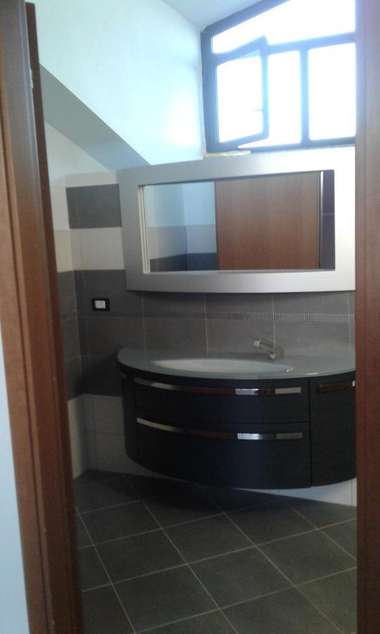Welcome B&B Lodi Bagian luar foto