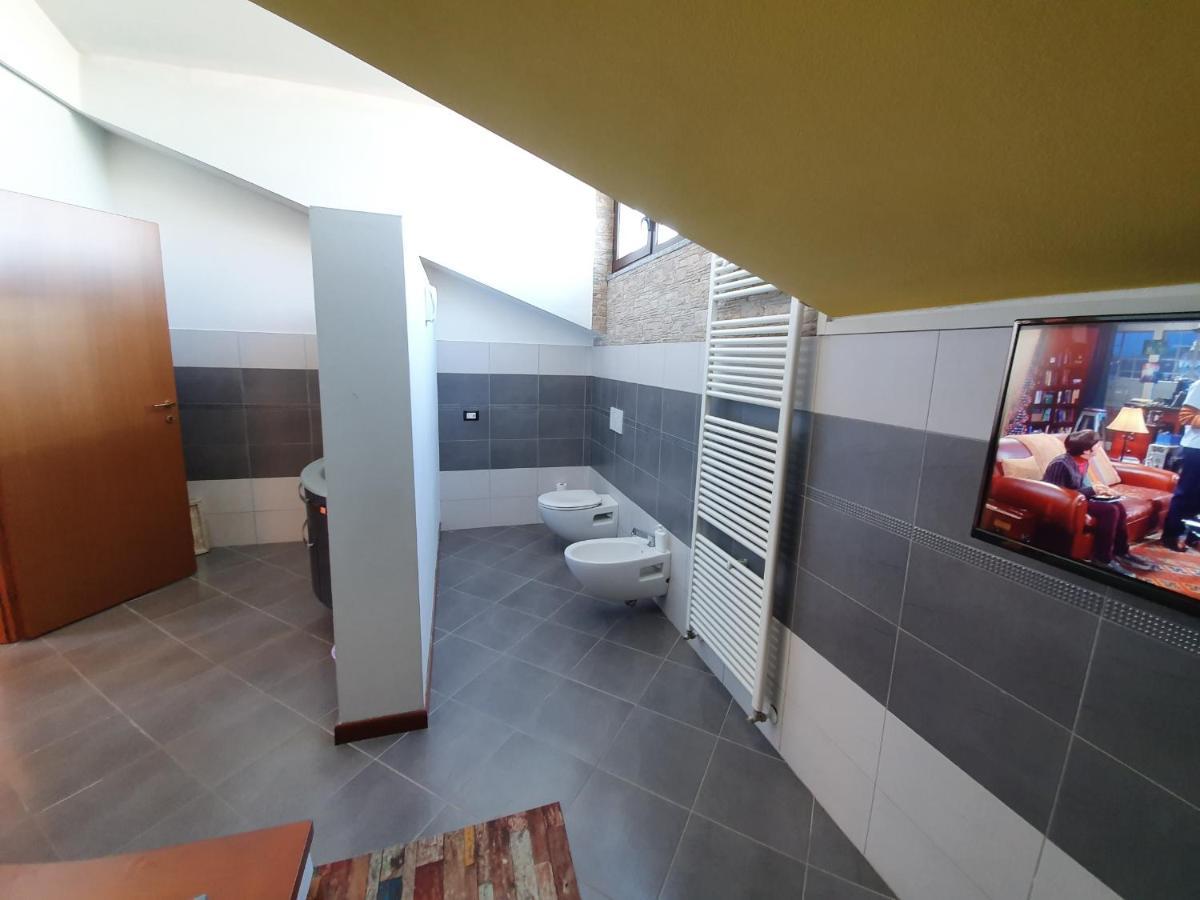 Welcome B&B Lodi Bagian luar foto