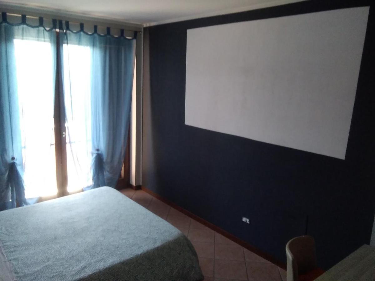 Welcome B&B Lodi Bagian luar foto