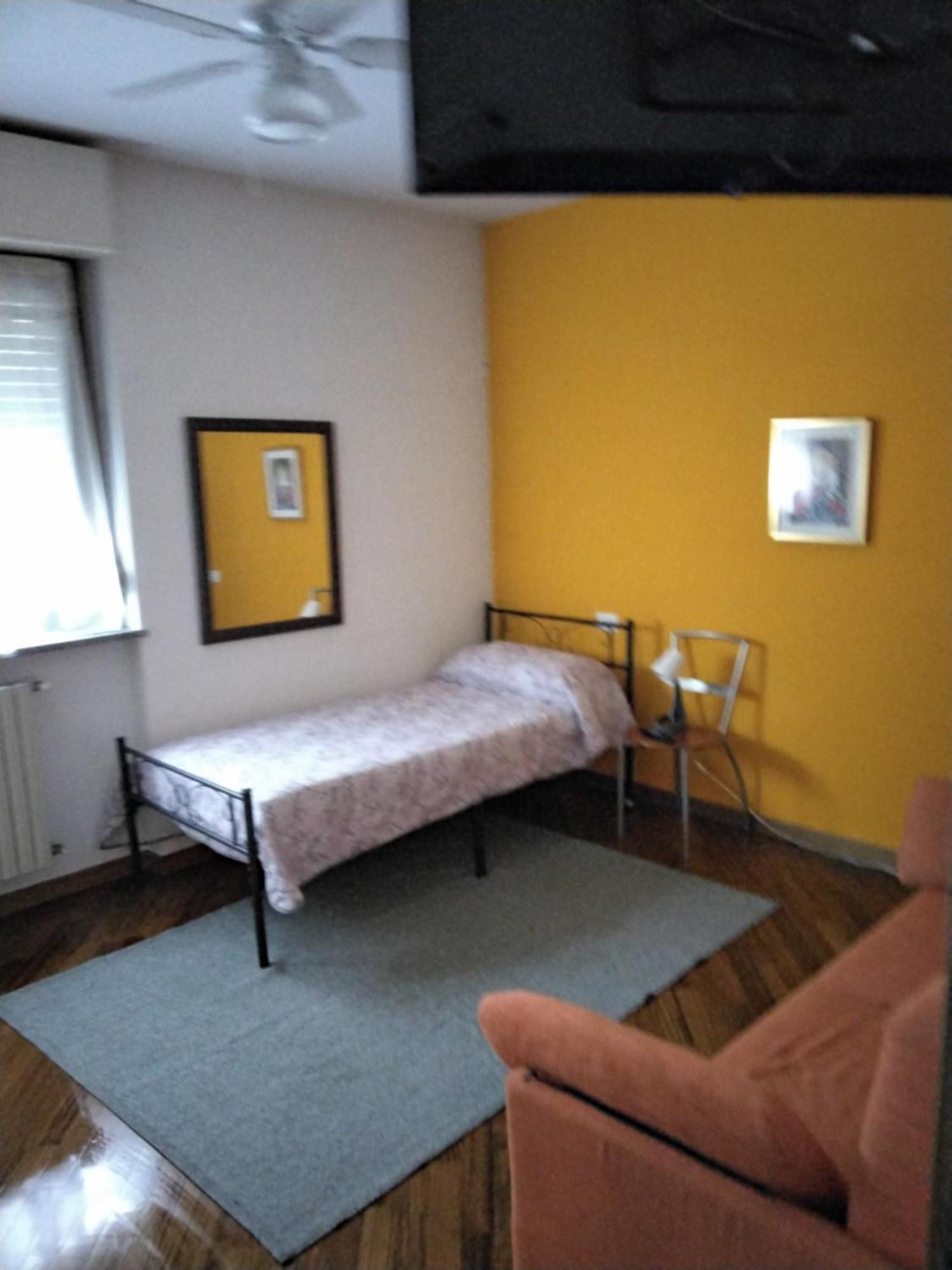 Welcome B&B Lodi Bagian luar foto