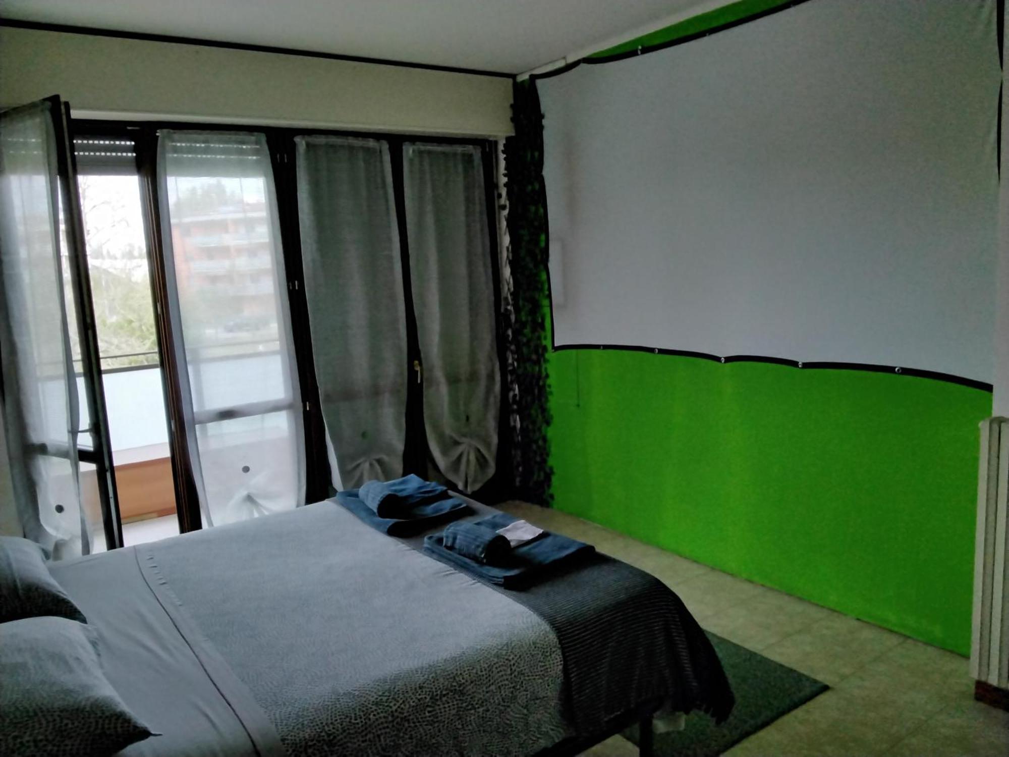 Welcome B&B Lodi Bagian luar foto